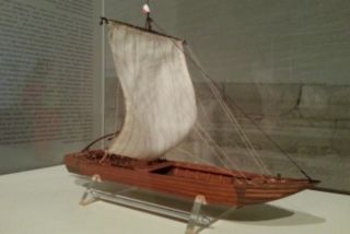 Chaland du Loire french fluvial barge model (XVIII.century)