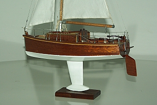 _SAILBOAT06.jpg