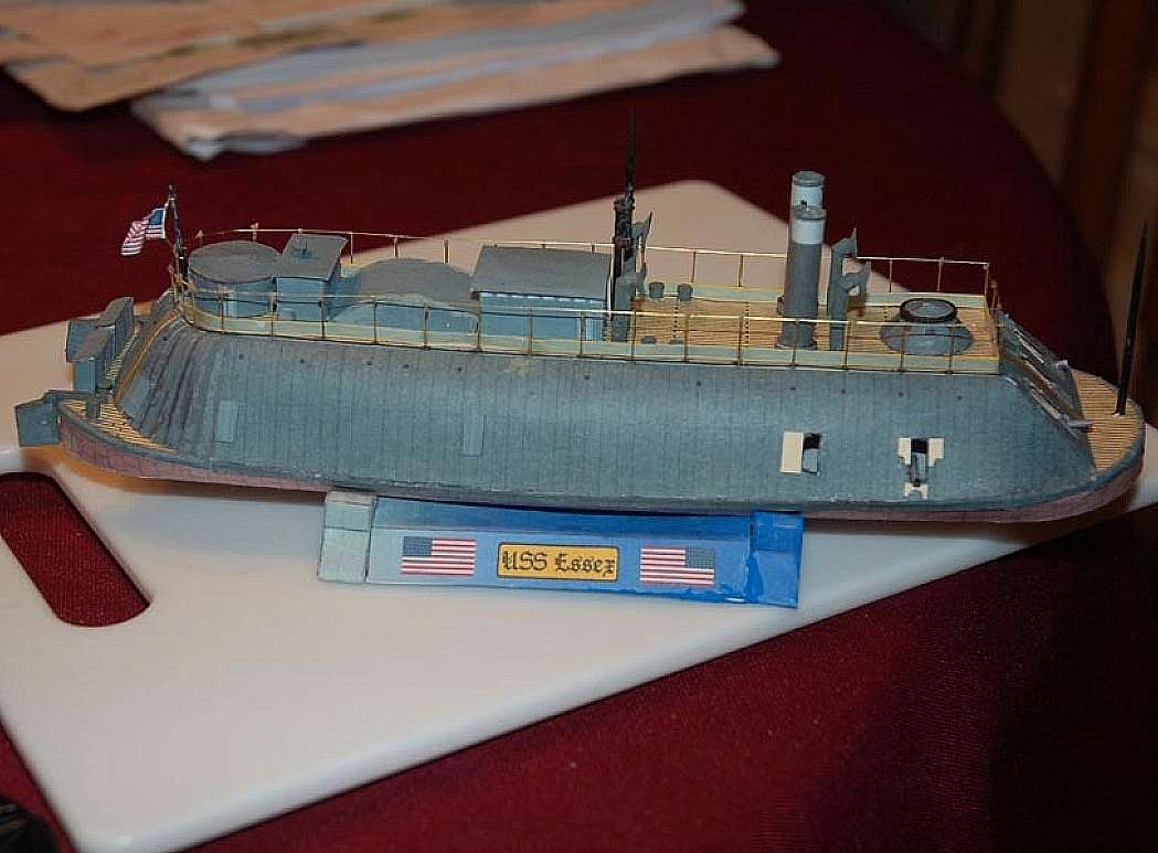 paper_gunboat_USS_ESSEX.jpg